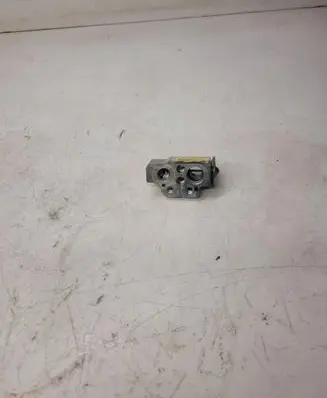 Audi Q3 8U Air conditioning (A/C) expansion valve 8U0820679