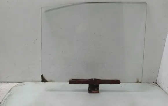 Moskvich 2140 Rear door window glass 