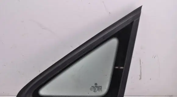 Volkswagen Caddy Front triangle window/glass 2K0845411H