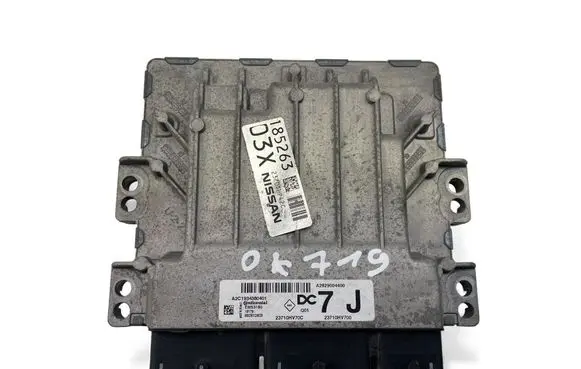 Mercedes-Benz B W246 W242 Engine control unit/module ECU A6079002200