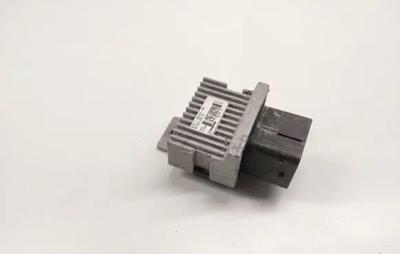 Land Rover Evoque I Glow plug pre-heat relay 9663824880 AV6112A343BA