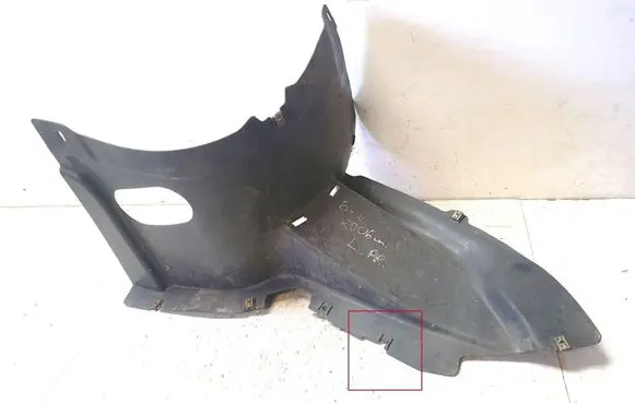 Volkswagen PASSAT B6 Front wheel arch liner splash guards 3C0805911