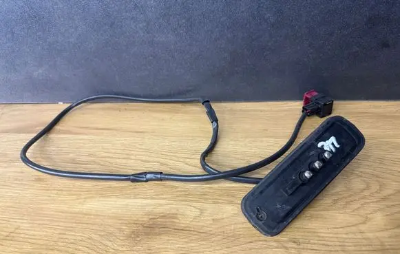 Opel Vivaro Sliding door contact joint 91167927