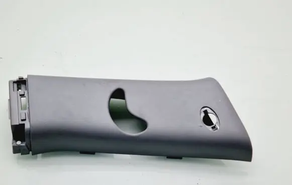 KIA Sorento (B) pillar trim (top) 858512P000
