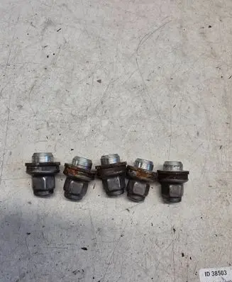 Jaguar XE Nuts/bolts 1234