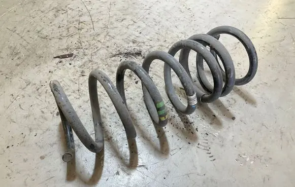 Peugeot Partner III Rear coil spring