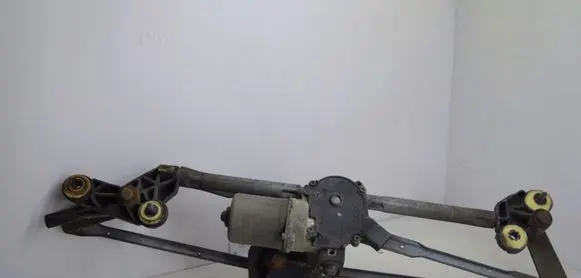 Chrysler Voyager Front wiper linkage and motor 472522