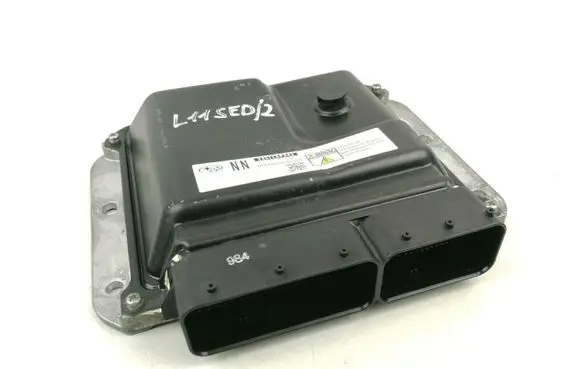 Subaru Legacy Engine control unit/module 22611AP842