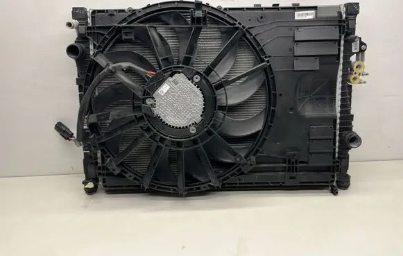 Land Rover Discovery Sport Radiator set K8D28C607BD 500160105 K8D28005AD