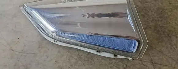 Nissan Leaf I (ZE0) Headlight/headlamp
