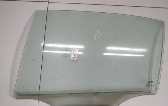 Opel Astra G Rear door window glass AS2