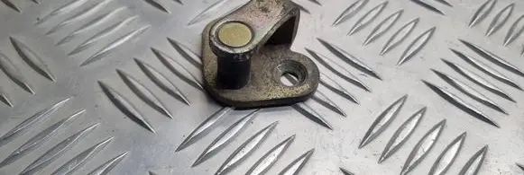 Peugeot 406 Front door lock loop/hook striker 
