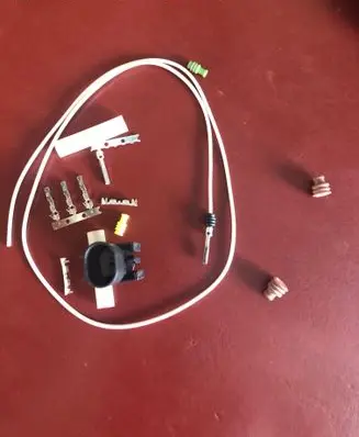 BMW 5 E60 E61 Cooling fan wiring 61138365399 8365399 030316V