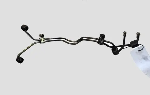 Ford Mondeo Mk III Fuel injector supply line/pipe