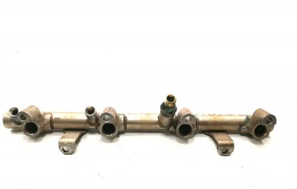 Audi Q7 4L Fuel main line pipe 079133316E