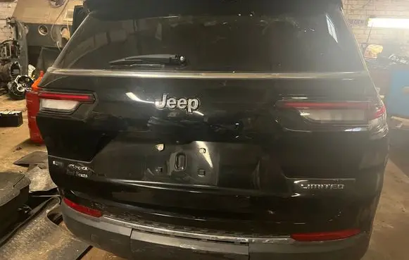 Jeep Grand Cherokee WL Tailgate/trunk/boot lid
