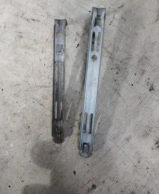 Volvo XC90 Headlight/headlamp mounting bracket 89028052 8637182 8657181