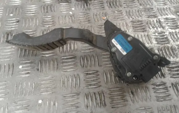 Renault Laguna II Accelerator throttle pedal 8200003392