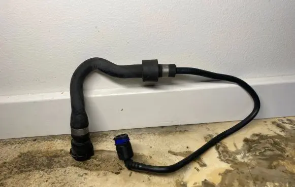 BMW 7 F01 F02 F03 F04 Engine coolant pipe/hose 7575435 17127575435