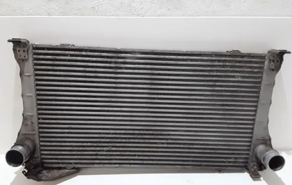 Toyota Avensis T270 Intercooler radiator 0R030 JD1271003262