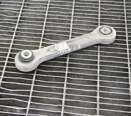 Maserati Ghibli Rear upper control arm/wishbone 670006273