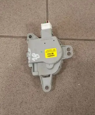 KIA Ceed Air flap motor/actuator EA1F0-EDFAC02