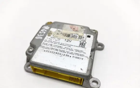 Volkswagen PASSAT B5 Airbag control unit/module 1J0909607 5WK4199