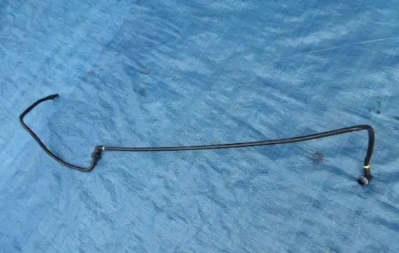 Audi A8 S8 D3 4E Fuel line/pipe/hose 4E0201183D