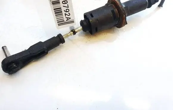 Peugeot 407 Clutch master cylinder 