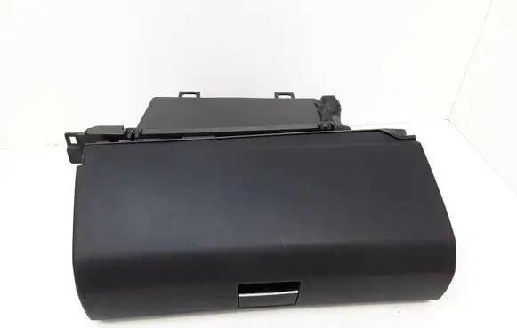 Mercedes-Benz B W245 Glove box