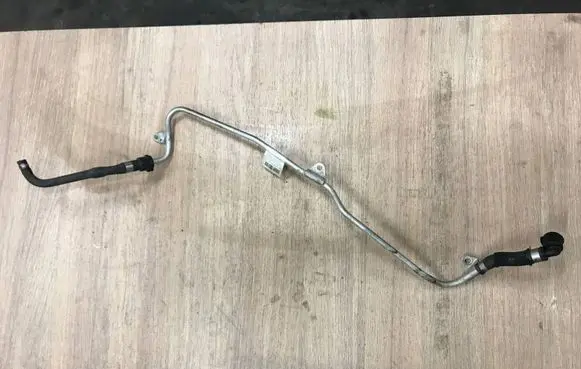 BMW 7 G11 G12 Engine coolant pipe/hose 8584875