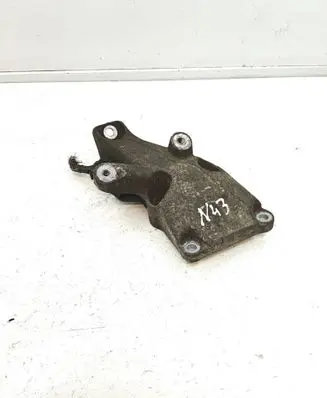 BMW 1 E82 E88 Engine mounting bracket 22116776529 24168110