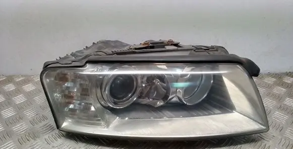 Audi A8 S8 D3 4E Headlight/headlamp