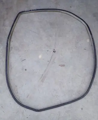 Toyota Prius (XW30) Front door rubber seal