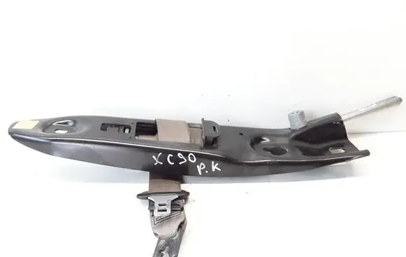 Volvo XC90 Front seatbelt