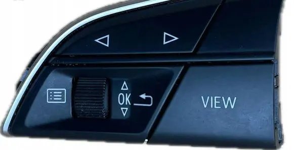 Audi Q3 F3 Steering wheel buttons/switches 83A951523K
