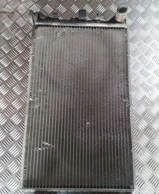 Ford Focus Coolant radiator 8804E04 98AW8K160FF