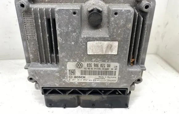 Volkswagen Golf V Engine control unit/module ECU 03G906021QA