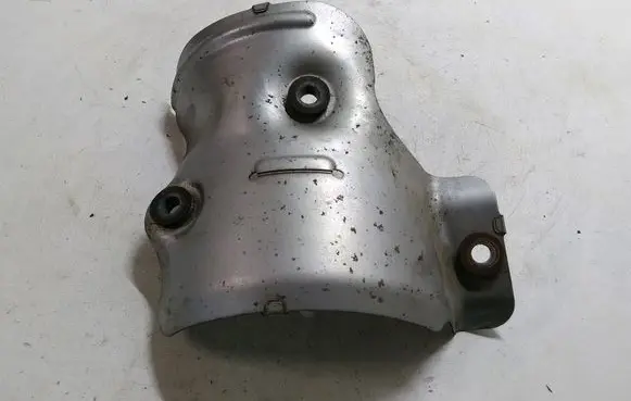 Toyota Land Cruiser (J150) Heat shield in engine bay 