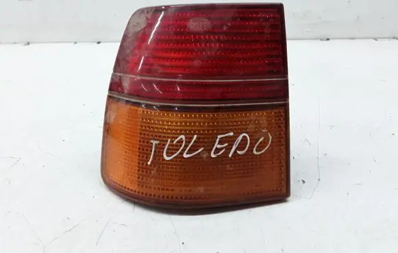 Seat Toledo I (1L) Rear/tail lights 1L0945095