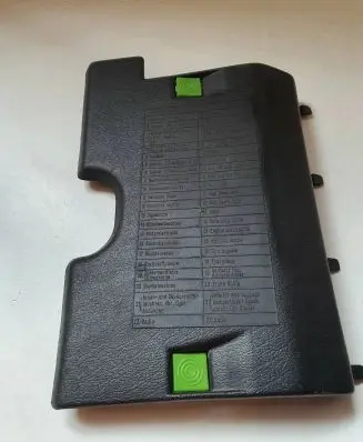 Volkswagen Golf III Fuse box cover 1H1857917
