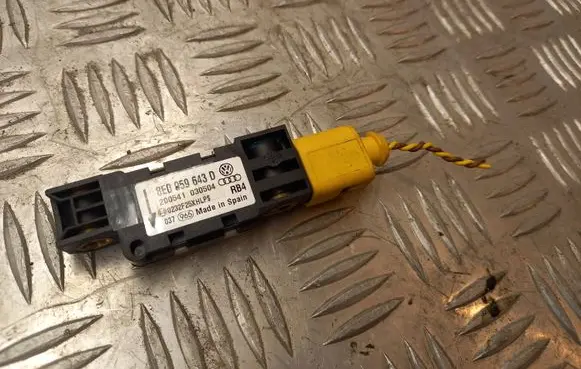 Audi A4 S4 B6 8E 8H Airbag deployment crash/impact sensor 8E0959643D