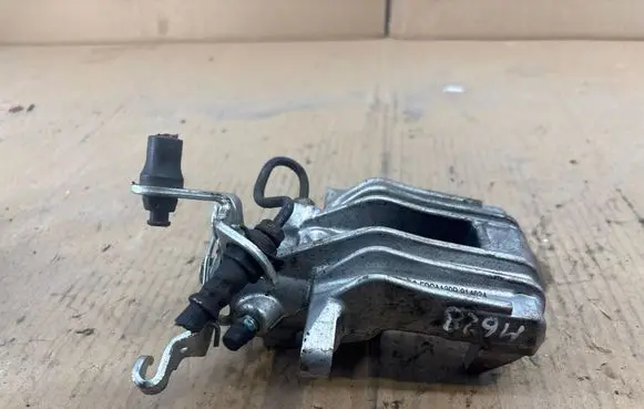 Volkswagen Jetta VI Rear brake caliper 914624