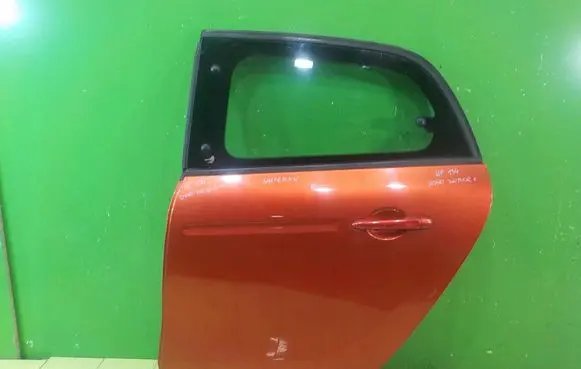 Smart ForFour II W453 Rear door WP134