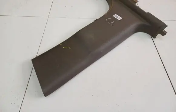 Audi A2 (D) pillar trim (bottom) 