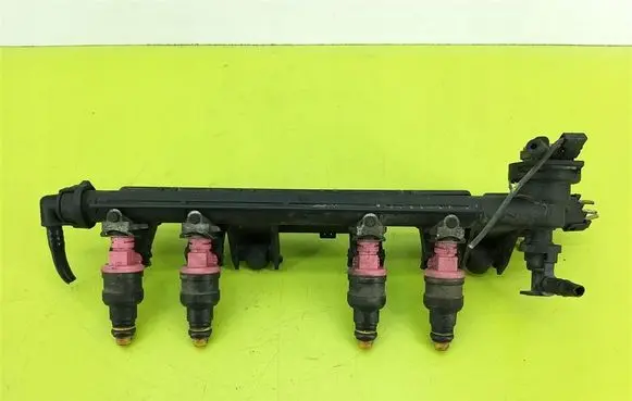Renault Clio II Fuel main line pipe 7700108667