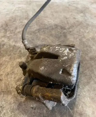 Rear brake caliper