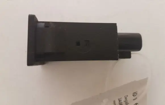 Toyota Avensis T250 Fuel tank opening switch 156795
