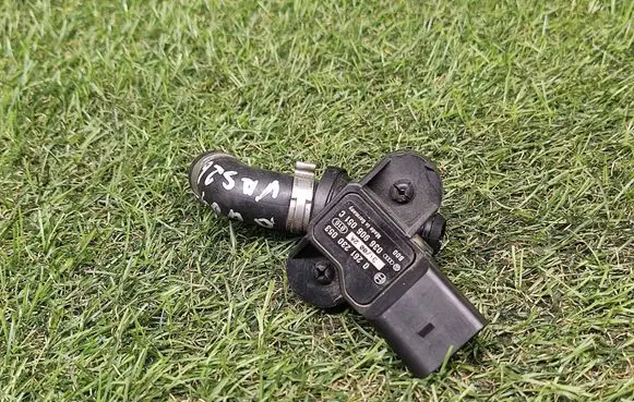 Audi Q7 4L Air pressure sensor 036906051C 0261230053