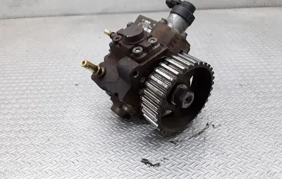 Mazda 2 Fuel injection high pressure pump 0445010102